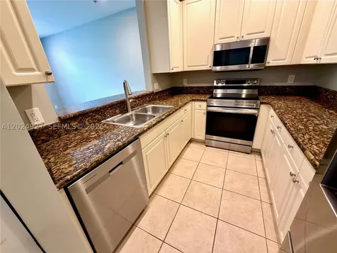 3909 White Peacock Lane Coconut Creek FL 33073