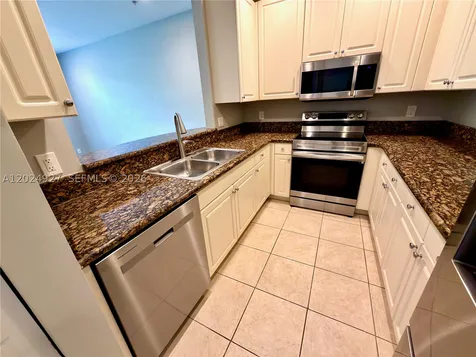 3909 White Peacock Lane Coconut Creek FL 33073