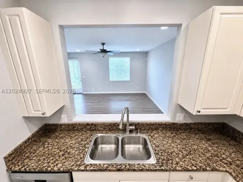 3909 White Peacock Lane Coconut Creek FL 33073