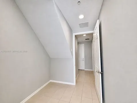 3909 White Peacock Lane Coconut Creek FL 33073