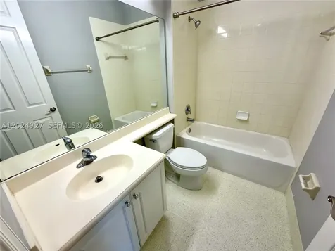 3909 White Peacock Lane Coconut Creek FL 33073