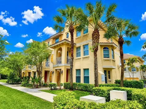 3909 White Peacock Lane Coconut Creek FL 33073