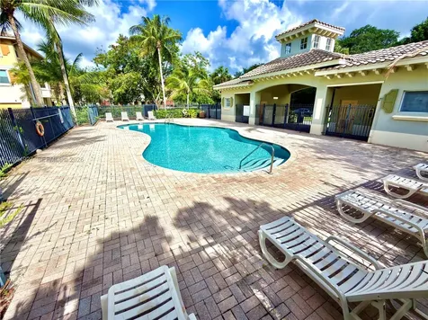 3909 White Peacock Lane Coconut Creek FL 33073