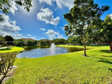 3909 White Peacock Lane Coconut Creek FL 33073