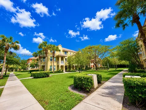 3909 White Peacock Lane Coconut Creek FL 33073