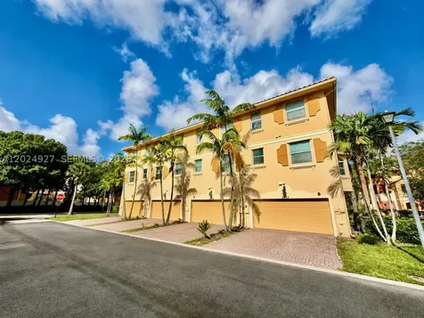 3909 White Peacock Lane Coconut Creek FL 33073