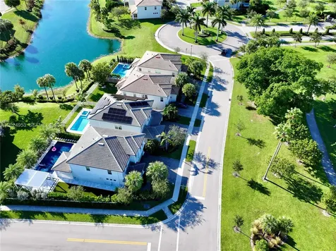 Hollywood FL 33021