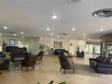 9581 Sunrise Lakes Boulevard Sunrise FL 33322