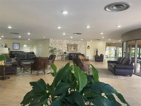 9581 Sunrise Lakes Boulevard Sunrise FL 33322