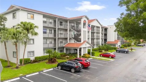 1400 SW 124th Terrace Pembroke Pines FL 33027