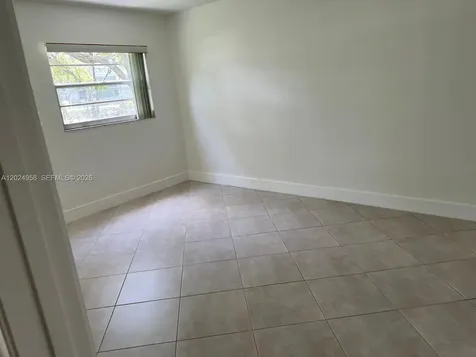 1400 SW 124th Terrace Pembroke Pines FL 33027