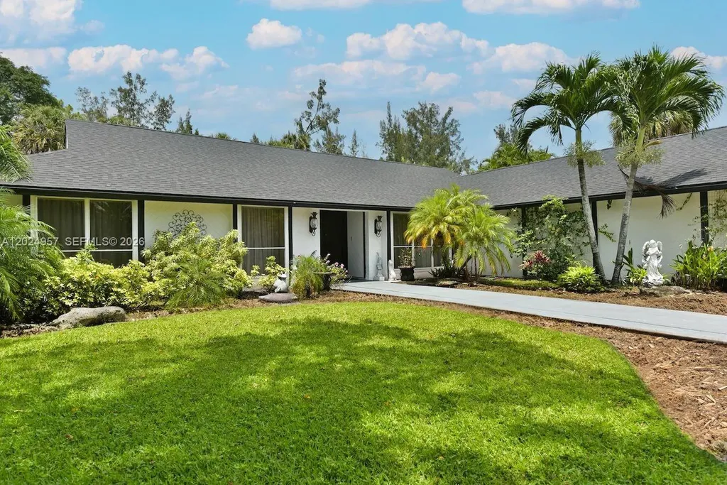 13353 Doubletree Circle Wellington FL 33414