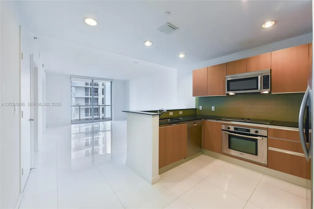 1060 Brickell Avenue Miami FL 33131
