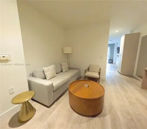 229 SW 9th Street Miami FL 33130