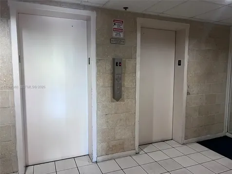 5055 NW 7th Street Miami FL 33126