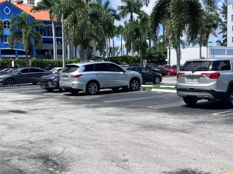 5055 NW 7th Street Miami FL 33126