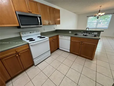 9283 NW 54th Street Sunrise FL 33351