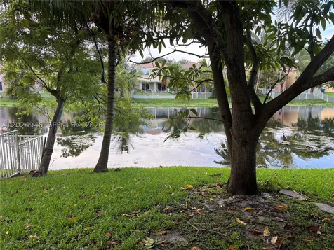 9283 NW 54th Street Sunrise FL 33351