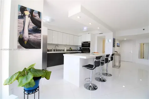 3600 Mystic Pointe Drive Aventura FL 33180