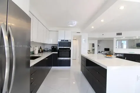 3600 Mystic Pointe Drive Aventura FL 33180