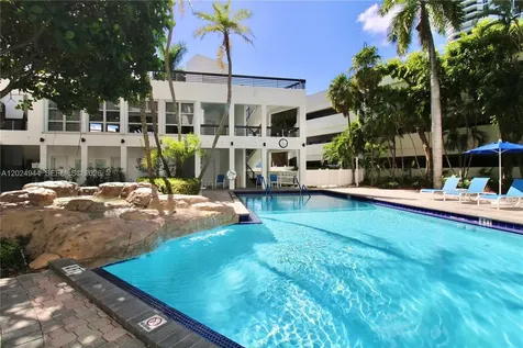 3600 Mystic Pointe Drive Aventura FL 33180