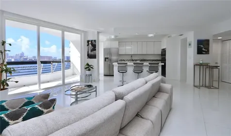 3600 Mystic Pointe Drive Aventura FL 33180