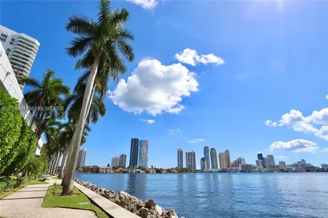 3600 Mystic Pointe Drive Aventura FL 33180