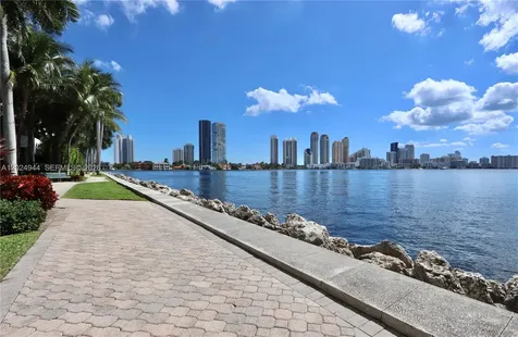 3600 Mystic Pointe Drive Aventura FL 33180