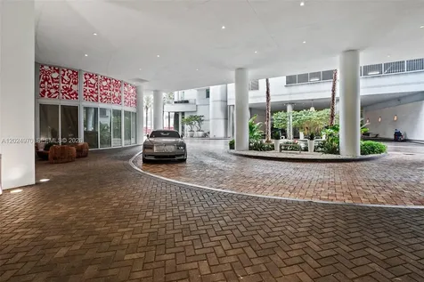 90 SW 3rd Street Miami FL 33130
