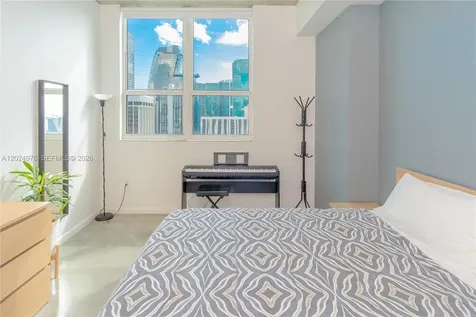 133 NE 2nd Avenue Miami FL 33132