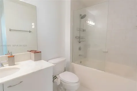 133 NE 2nd Avenue Miami FL 33132
