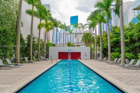 133 NE 2nd Avenue Miami FL 33132