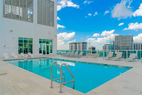 133 NE 2nd Avenue Miami FL 33132