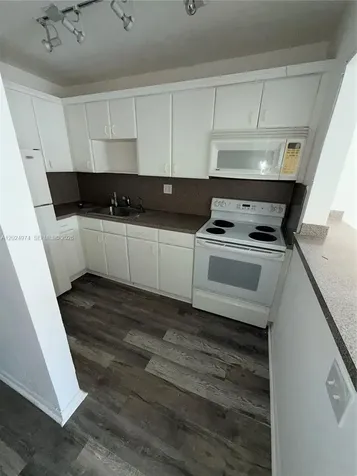 1470 NE 125th Terrace North Miami FL 33161