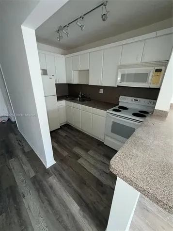 1470 NE 125th Terrace North Miami FL 33161