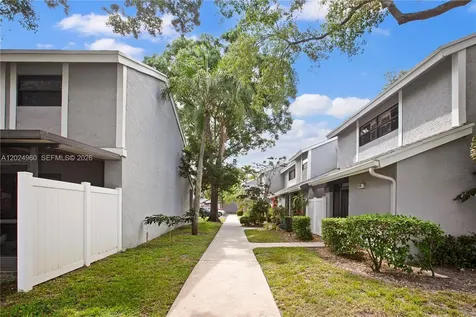 2753 NW 42nd Avenue Coconut Creek FL 33066