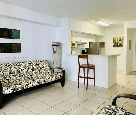 5085 NW 7th Street Miami FL 33126