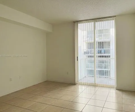 5085 NW 7th Street Miami FL 33126