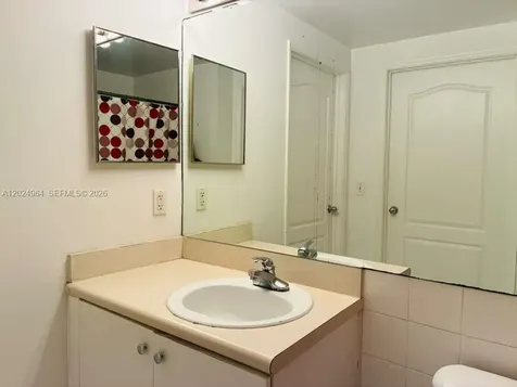 5085 NW 7th Street Miami FL 33126