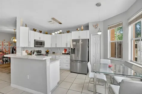 16651 SW 79th Terrace Miami FL 33193