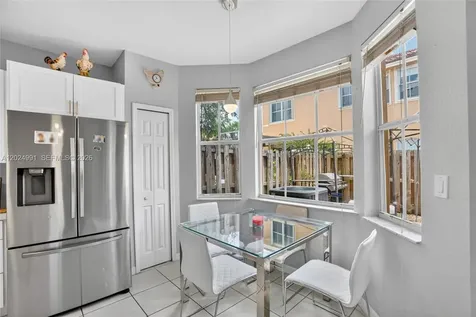 16651 SW 79th Terrace Miami FL 33193