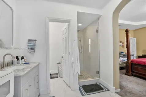 16651 SW 79th Terrace Miami FL 33193