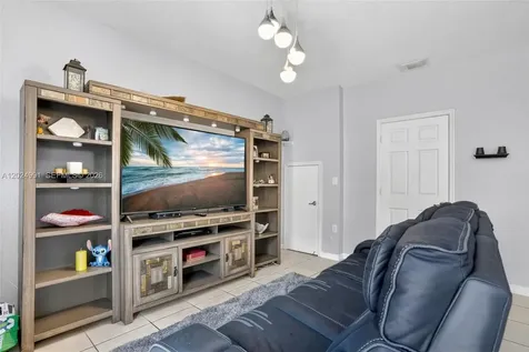 16651 SW 79th Terrace Miami FL 33193