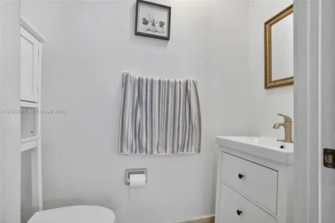 16651 SW 79th Terrace Miami FL 33193
