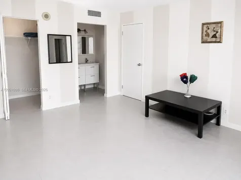 17011 N Bay Road Sunny Isles Beach FL 33160