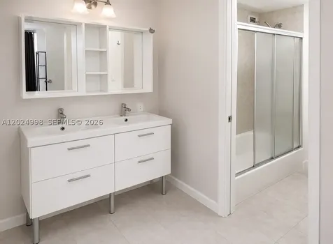 17011 N Bay Road Sunny Isles Beach FL 33160