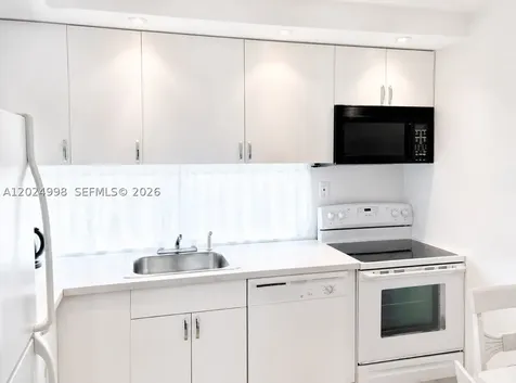 17011 N Bay Road Sunny Isles Beach FL 33160