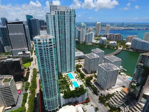 950 Brickell Bay Drive Miami FL 33131