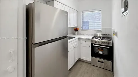 7717 Byron Avenue Miami Beach FL 33141
