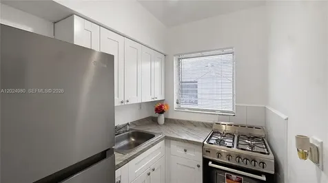 7717 Byron Avenue Miami Beach FL 33141